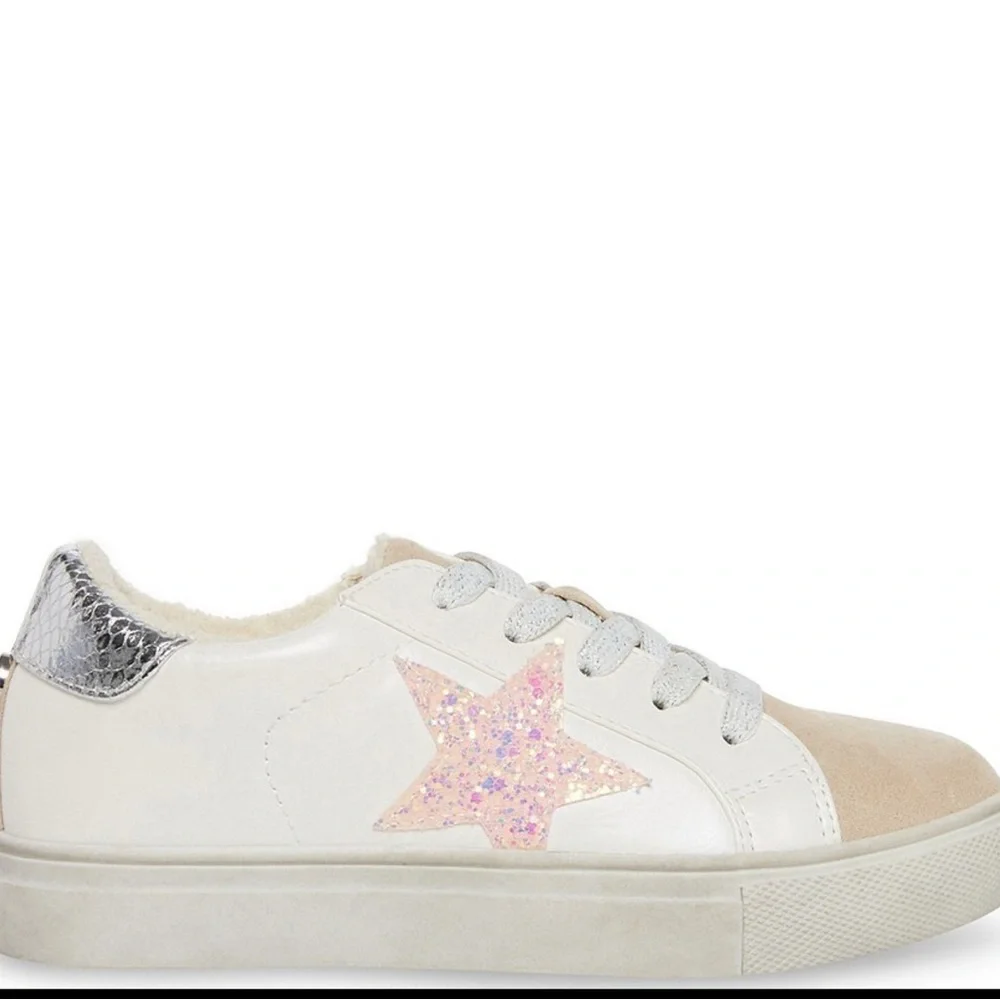 Steve Madden Kids' White and Pink Star Sneakers - Picture 2 of 9